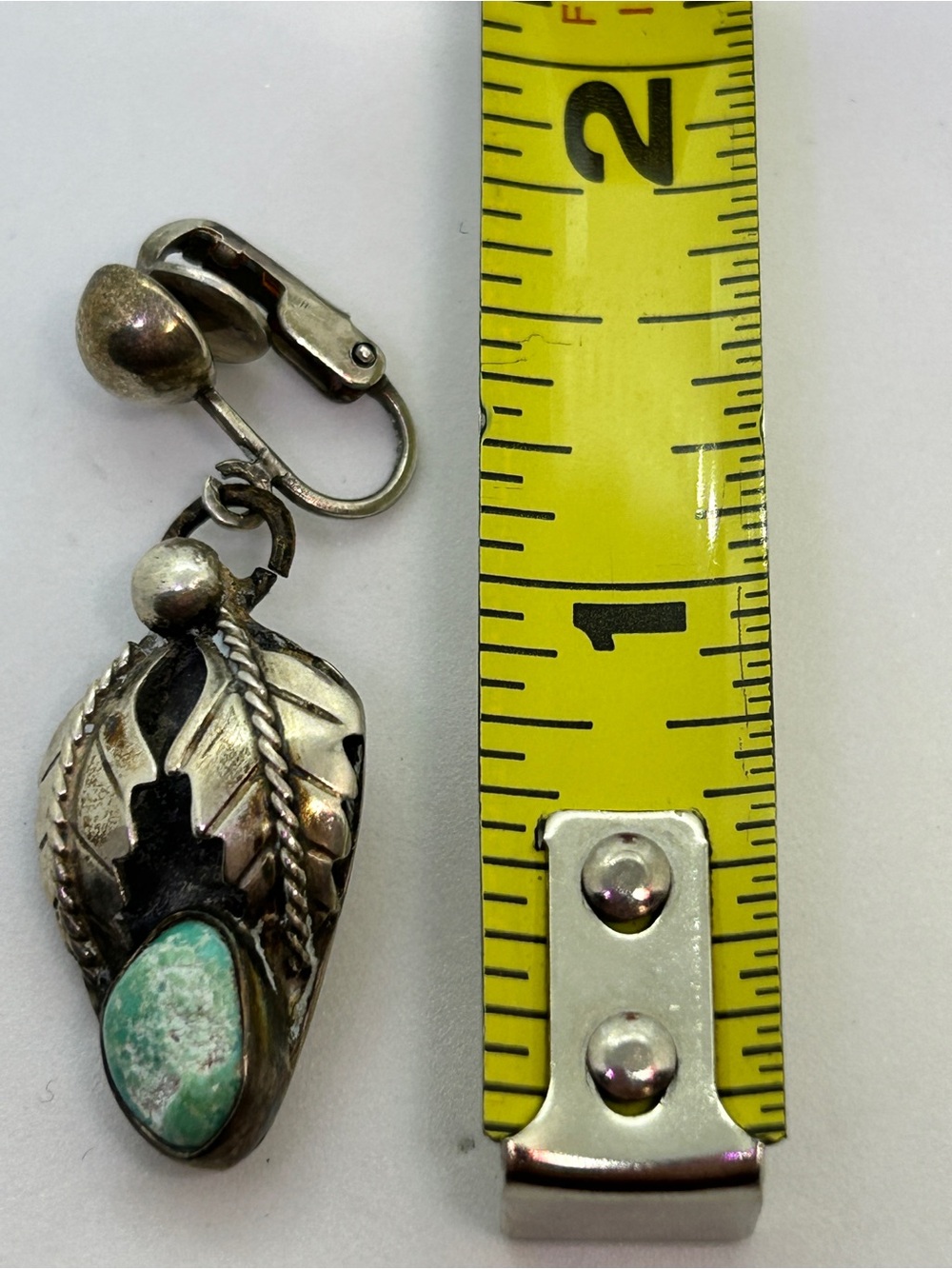 Native American Vtg. Sterling Silver with Turquoise Clip On Earrings - Picture 5 of 5